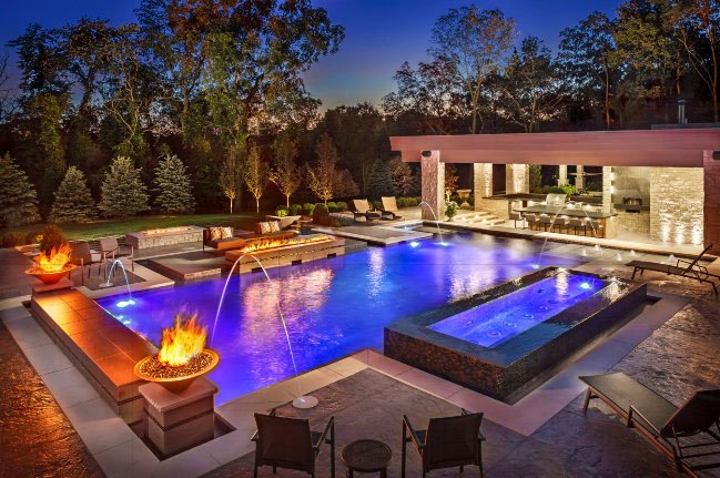 How to Pick the Right Inground Pool Design for Your Home