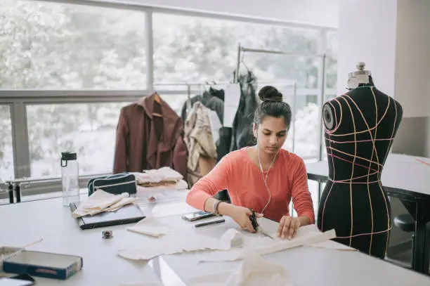 Dreaming of Designing Your Own Clothing Line? Know How a Course Can Help