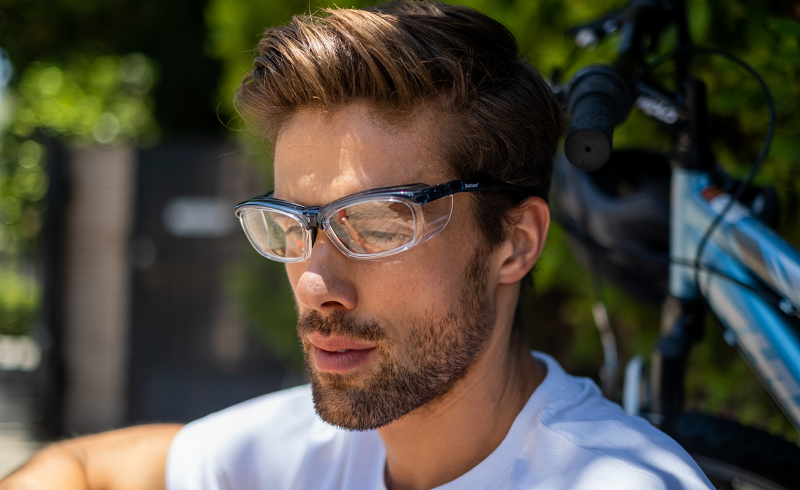 Why Every Man Needs Prescription Safety Glasses – No More Squinting on the Job