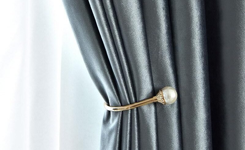 Affordable Custom Drapes: Personalized Style Without the High Price Tag