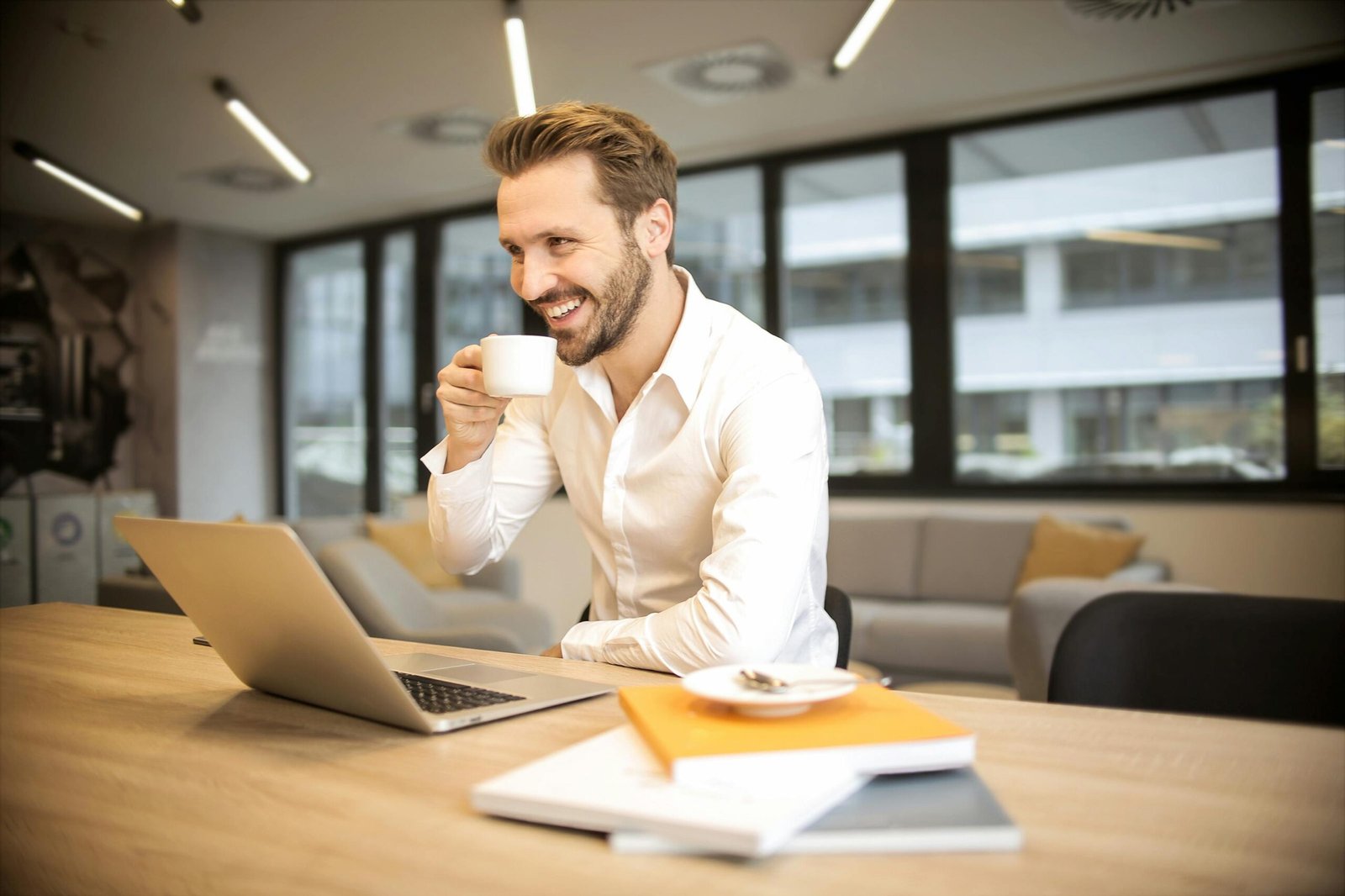 How Broker-Dealers Are Leveraging Technology to Navigate Regulatory Changes