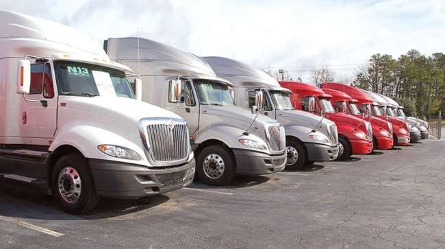 How Commercial Truck Dealerships Ensure Quality Fleet Upgrades