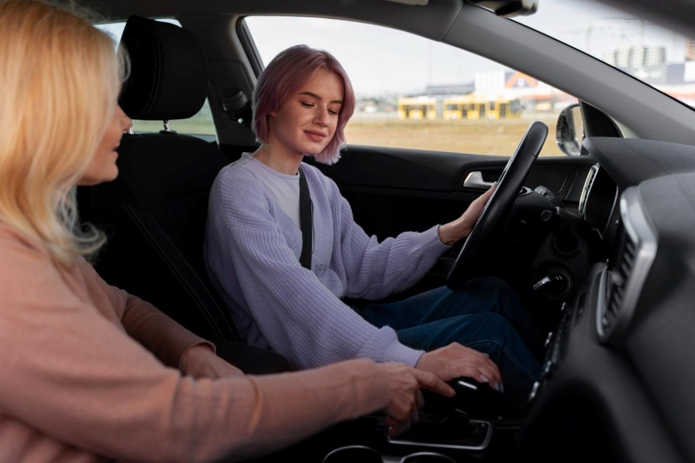 The Most Common Mistakes Learners Make During Driving Lessons (and How to Avoid Them)