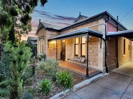 How to Integrate Guttering with Traditional Verandahs in Adelaide