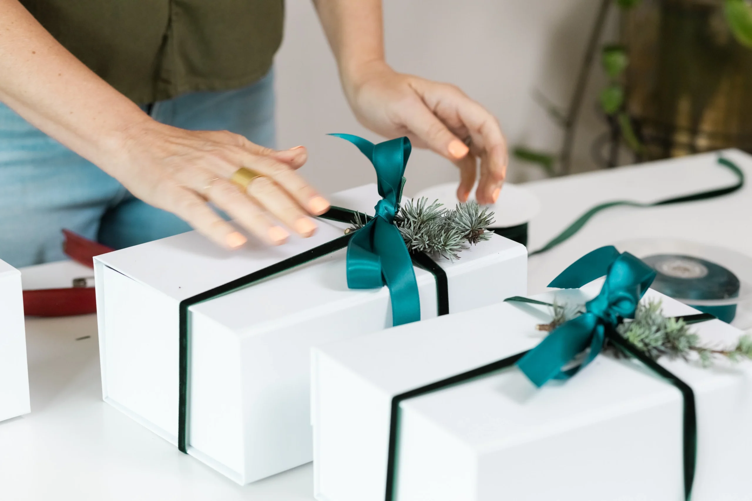 Smart Gifting Ideas That Mix Style and Usefulness