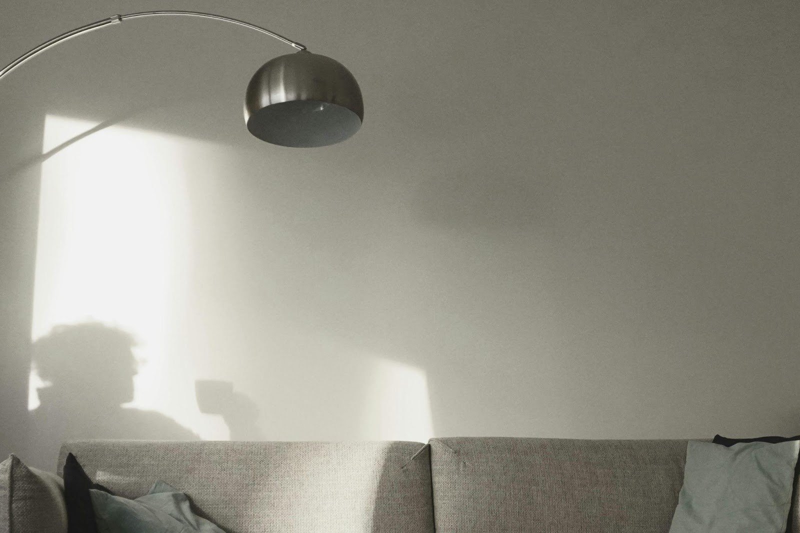 Stop UV Rays from Damaging Your Building’s Walls