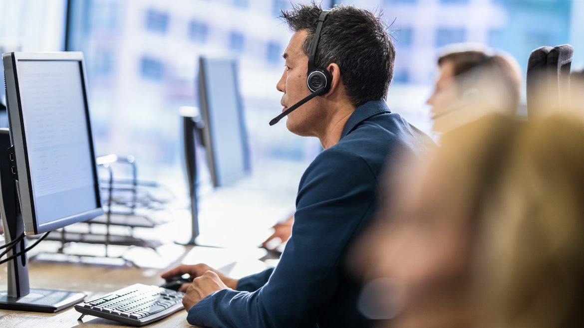 Beyond Basic: What “Dedicated IT Support” Really Means for Orange County SMBs