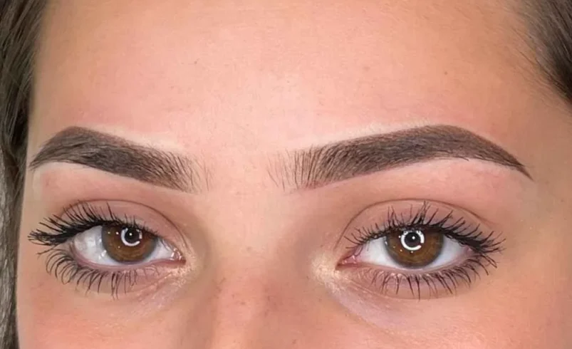 Powder, Nano & Combo Brows Near Fayetteville: A Skin-Type Guide to Choosing