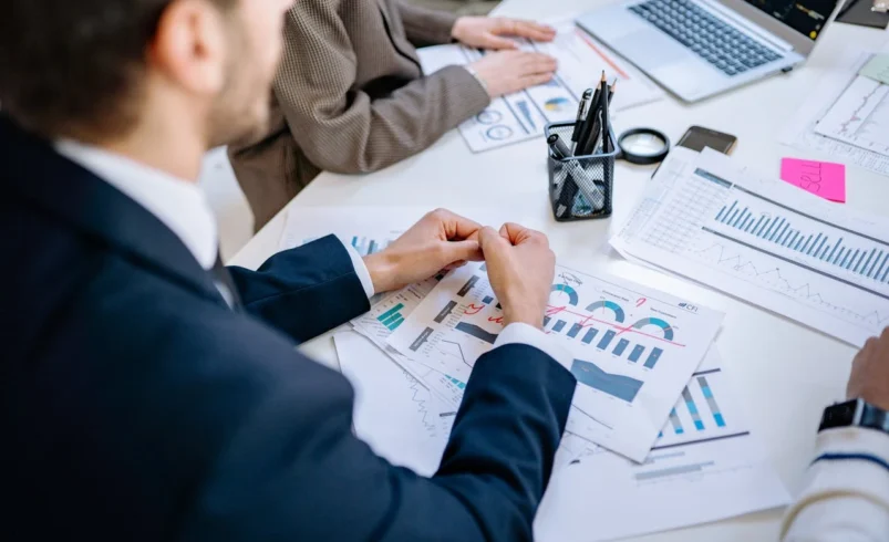The US Entrepreneur’s Guide to Choosing a Market Research Consulting Firm That Won’t Waste Your Budget